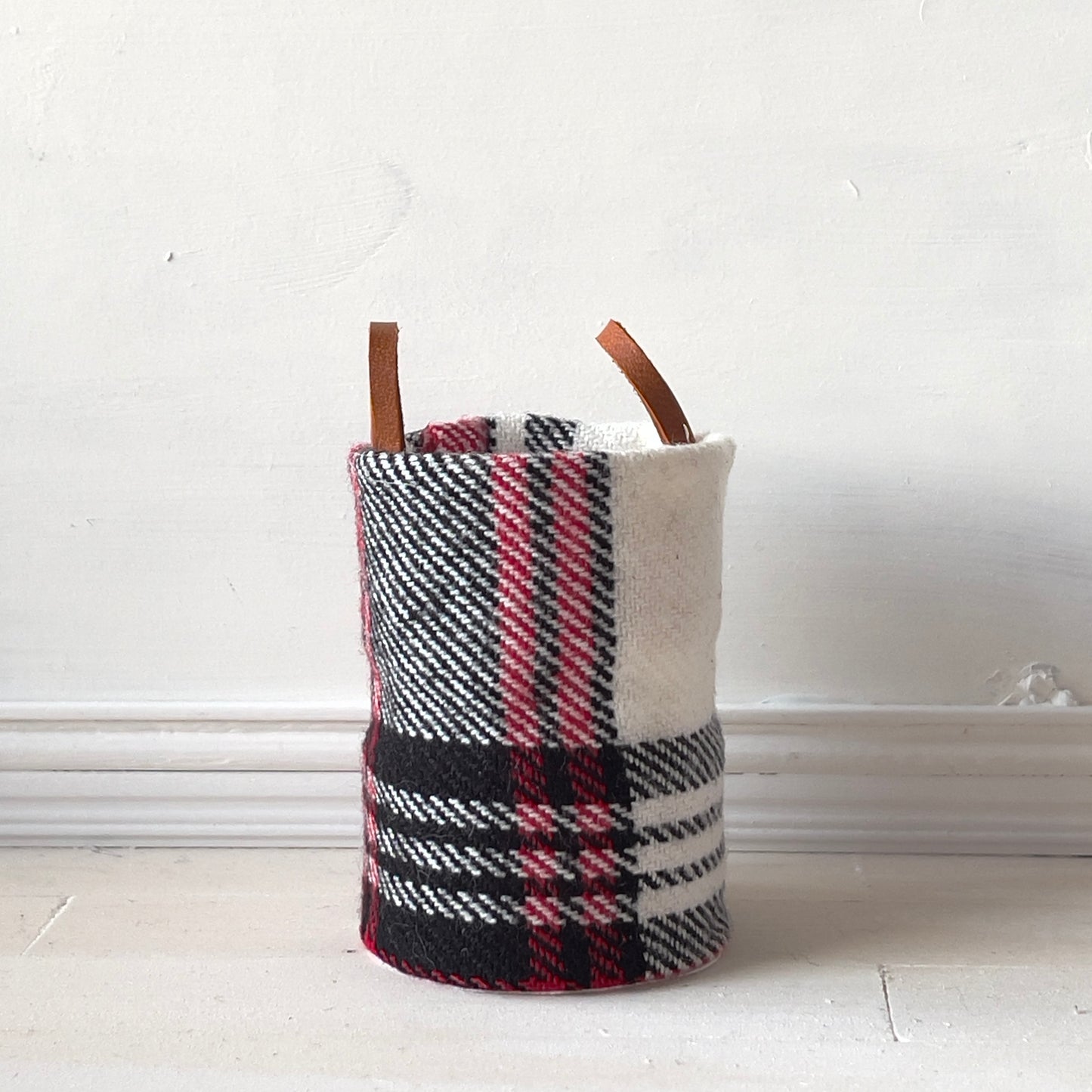 Plaid woven blanket basket
