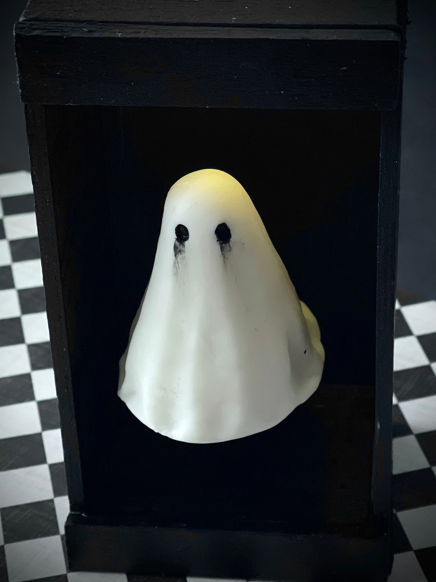 Floating Ghost Box