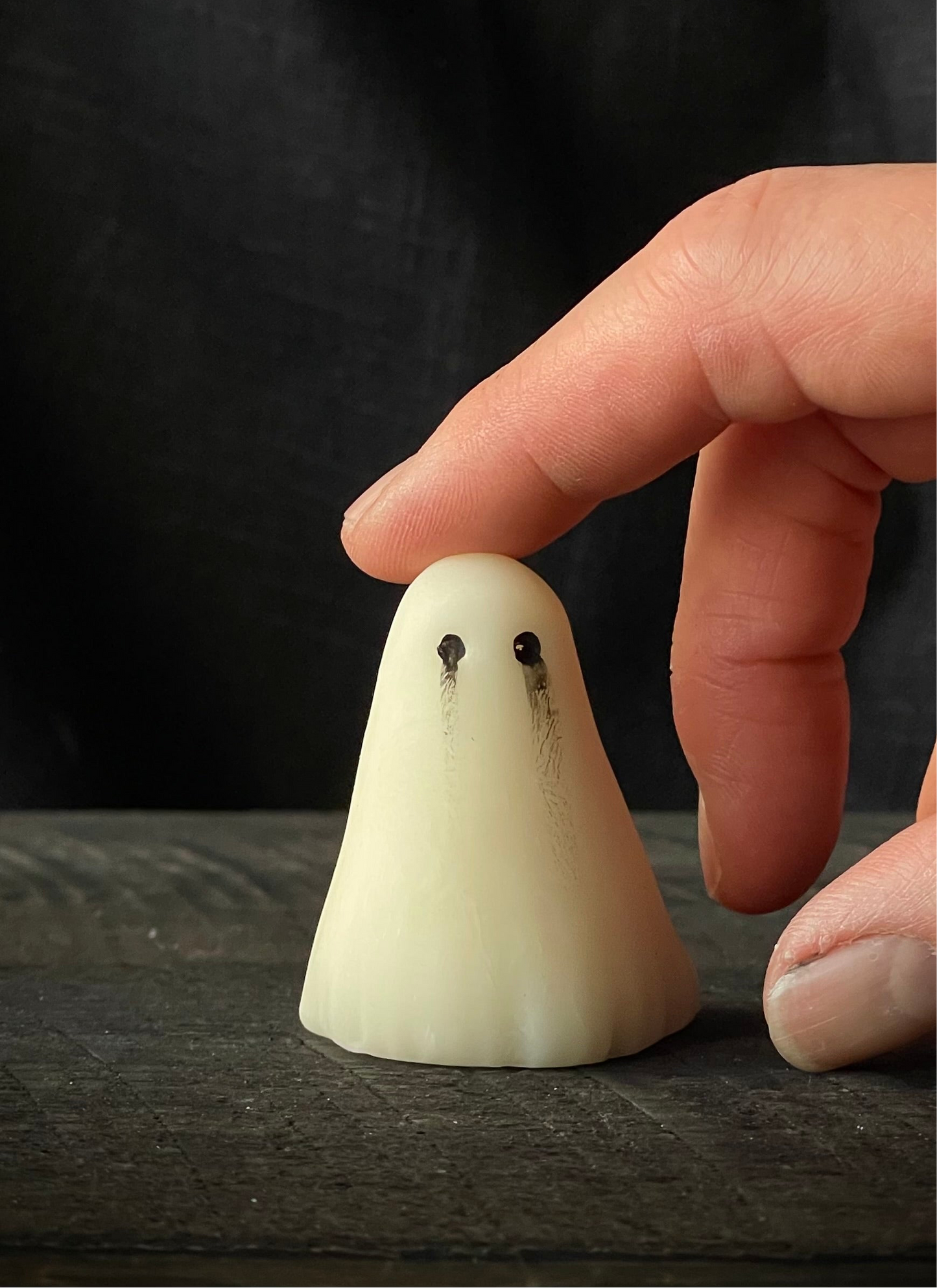 White Tearful Ghost
