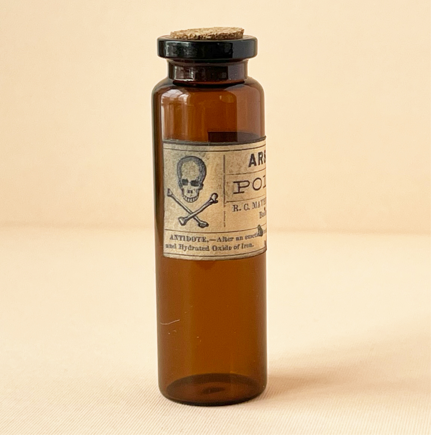 Miniature apothecary bottles in Amber glass - set of 6