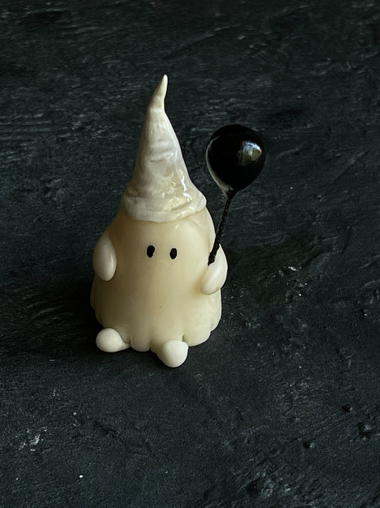 White Hat Black Balloon Party Ghostie - 2"